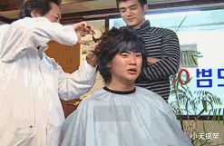 太空 神回复:“如果四光年外有外星的战舰,正以光速向地球前进,人类会怎么做?”哈哈哈!