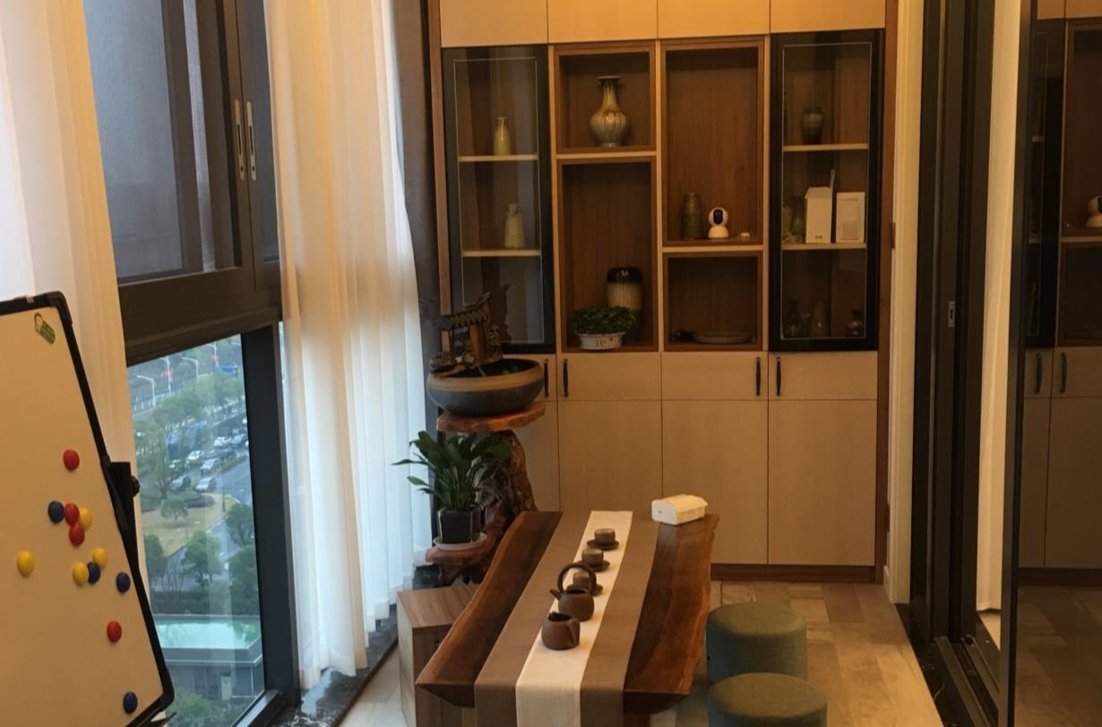 阳台怎么改茶室?布局怎么划分?有哪些装修方案?