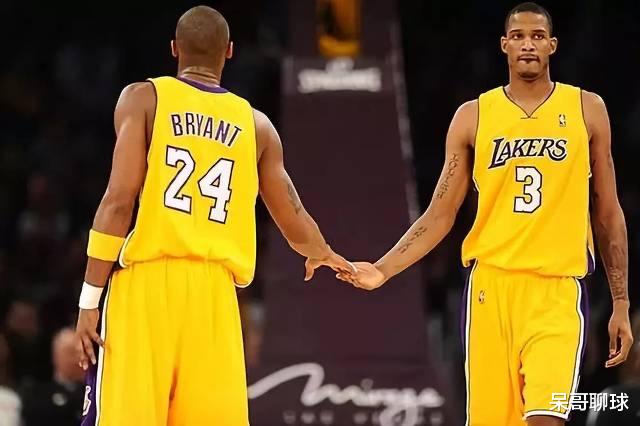 湖人队 湖人交易达成！新赛季先发出炉，两大中锋均无缘？威少AD成关键