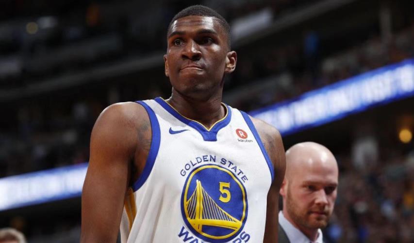 勇士队|不图钱、不图名！堪称NBA的一股清流，3次降薪只为“赖”在勇士