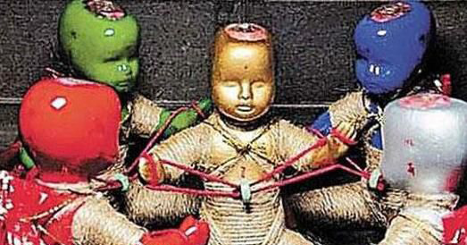 周周小宸|云南虫谷中的倒吊人俑,滇南三大邪术之一