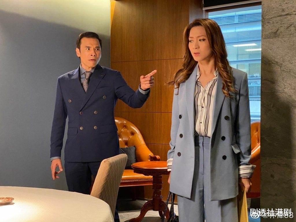 林伟|60岁TVB御用“大佬”至今未结婚，年中含泪送走脑退化老母