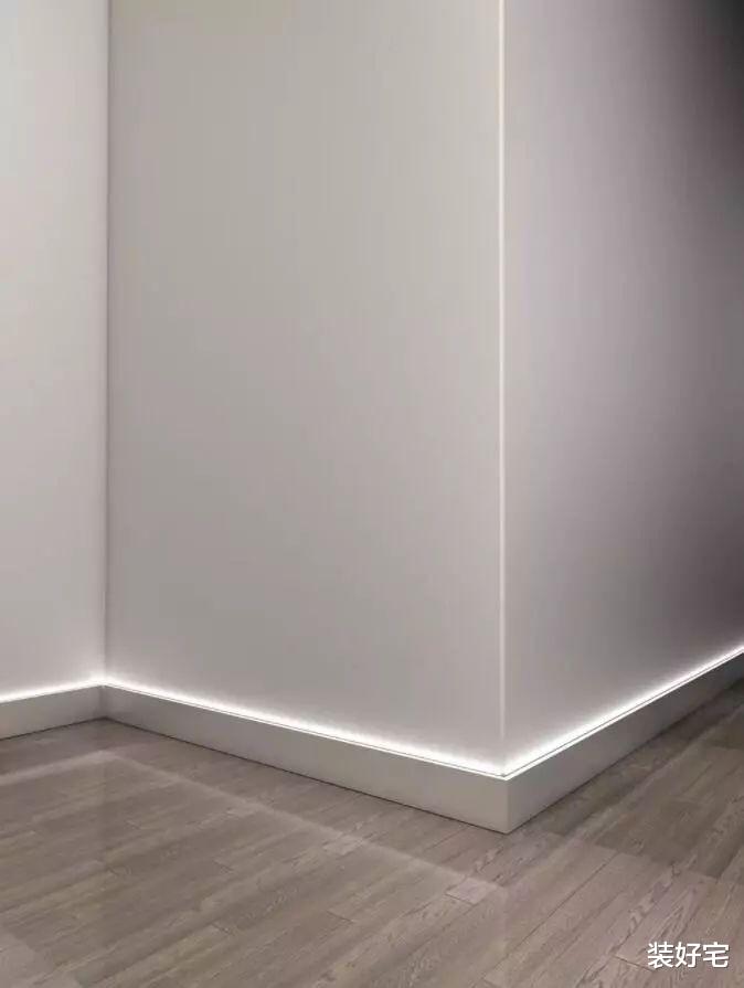 刚装修好的踢脚线,就让我拆掉了,入住后就发现这个决定真对!