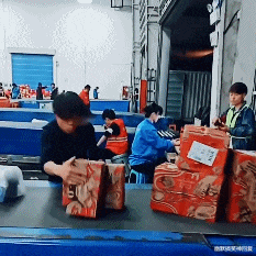 幽默搞笑神回复|神回复：“领导找我谈话了，说我态度恶劣，我该怎么办？”哈哈哈！