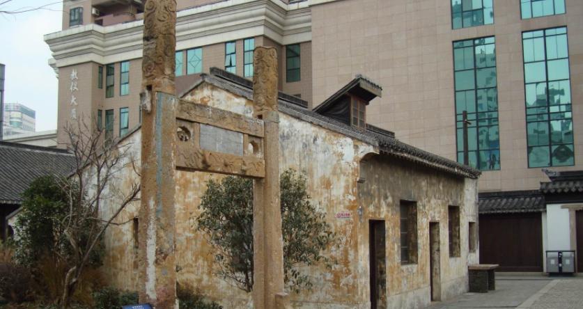 无锡 无锡这一景点，因破旧引周边市民不满，政府不管反为其修缮