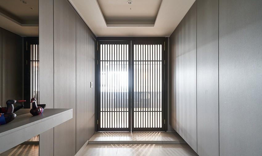 186㎡大平层,用曲面玻璃围出多功能厨房,清爽简洁,走在潮流前端