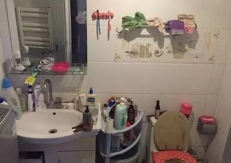 二柒山居|等我买了房，卫生间要学她家这样装，设计得有才，干净整洁又实用！