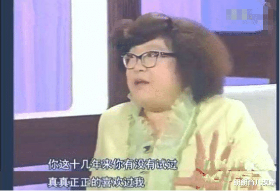 郑少秋|郑少秋3任妻子4个女儿，同父不同命，如今生活差距不是一般大