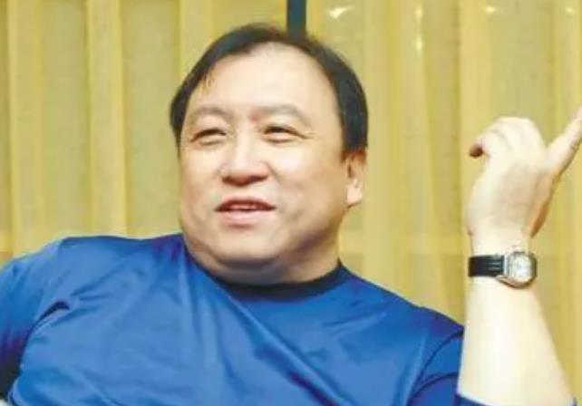 谢苗|谢苗:9岁成名,周润发一句话让他退出影坛,37岁名不见经传