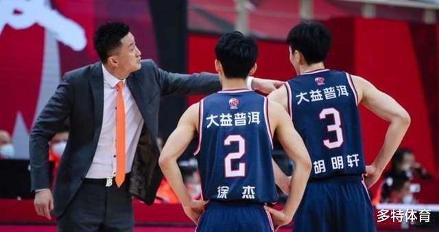 中超|广东开门黑！威姆斯回归宏远仍惨败广厦，易建联感叹岁月不饶人
