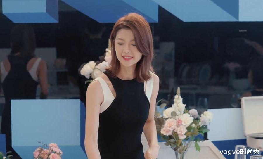 vogve时尚秀|心动的信号4：女3感性落泪惹哭众人，女1的反应为中途退出埋下伏笔