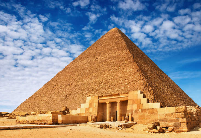 金字塔 金字塔是集能器？在全球的选址地点值得注意，建成形式堪称诡异