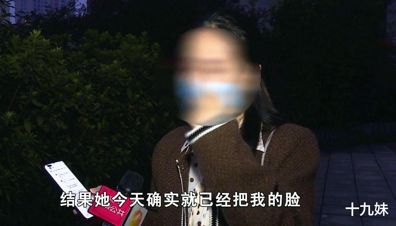 试穿十几件衣服后没有买,顾客遭商家羞辱,店长:我没做错不道歉