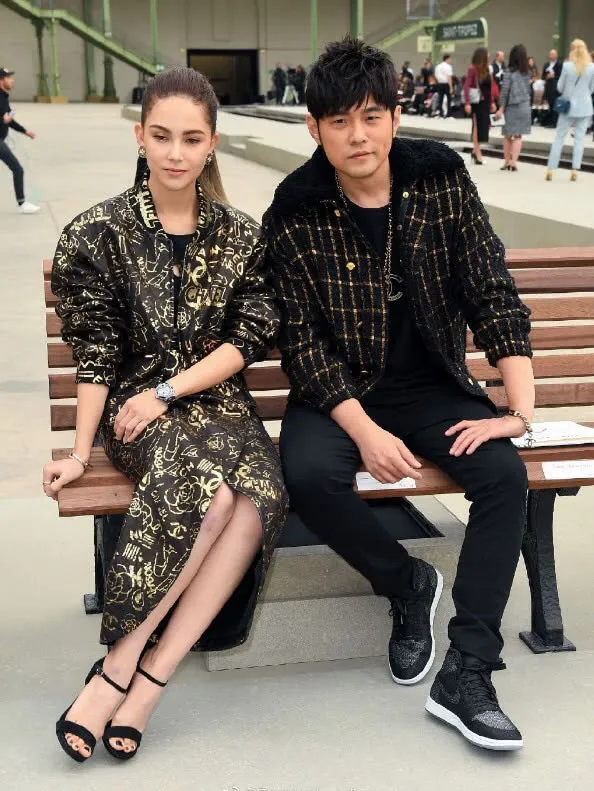 易烊千玺|1995年，葛优存款就有350W，记者：你为什么还不和老太婆离婚？