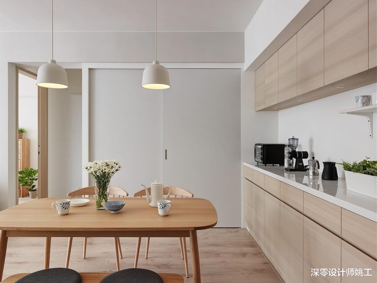 |日子越久越喜欢简约风,108㎡简单舒适,配木质家具一片岁月静好