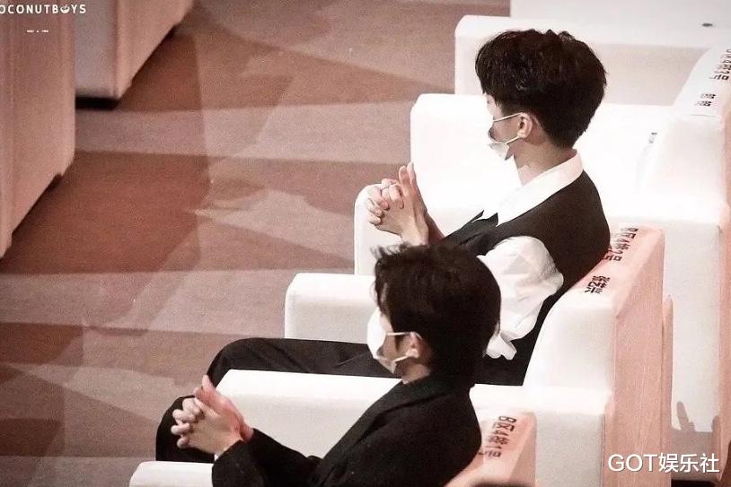 张小斐|微博之夜座位好现实!张小斐第二排,85花第三排,谭松韵第十排