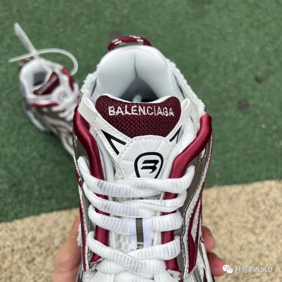 难舍离断 巴黎世家与kith联名的runner复古跑鞋是爆款还是丑笨的抄袭 都说像亚瑟士！！！