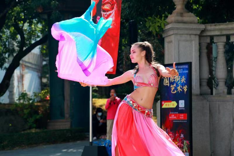 读特 来深建设者五折购票 深圳世界之窗国际街头艺术节开幕