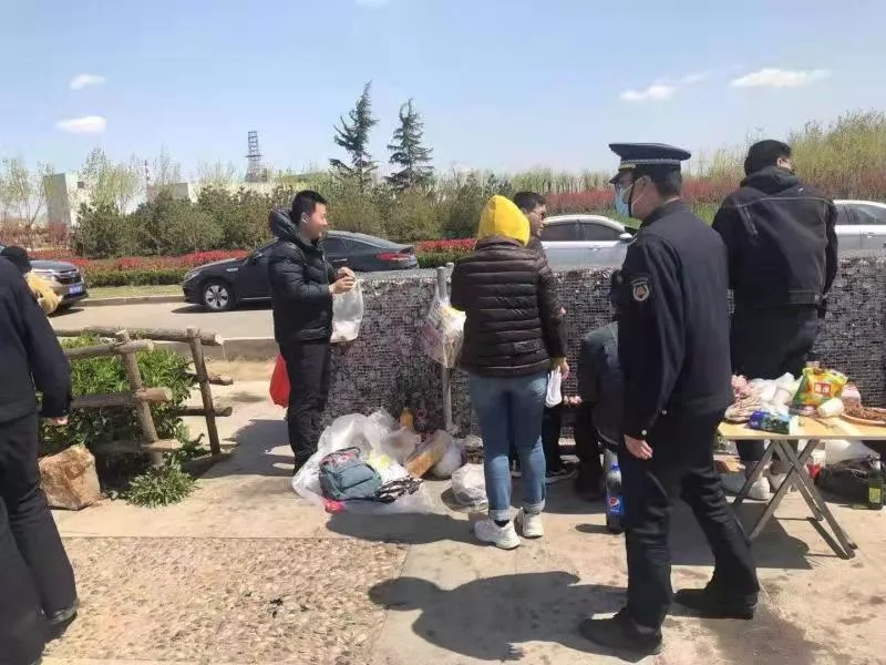 态度青岛 学党史转作风办实事 李沧综合执法局兴城路中队扎实开展执法行动