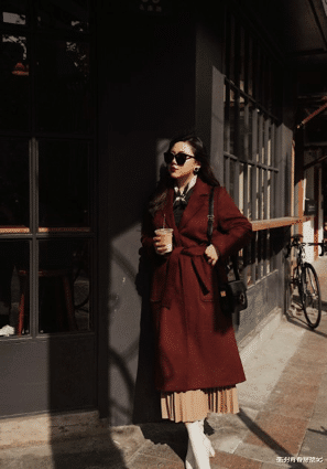 墨羽青春穿搭记 不甘平凡,30+女性的温柔气质风穿搭示范,演绎女人的精致与高级