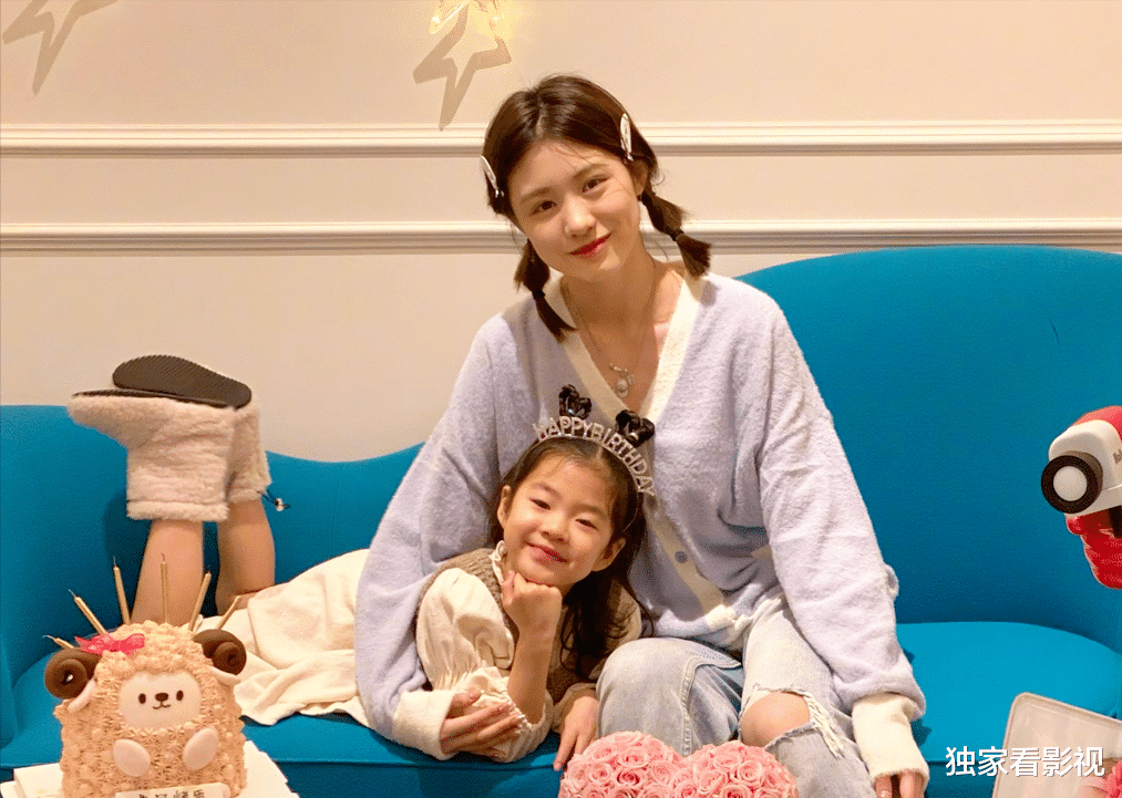 章子怡|章子怡、汪峰婚变风波后首晒全家福，一家五口合照看出家庭关系