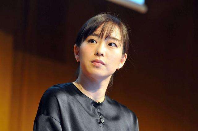 石川佳纯|石川佳纯回应已有男友？日乒女队长或成中国儿媳，球迷坐不住了
