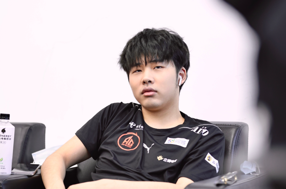 百里守约|TTG钎城在久诚面前秀守约，直接单杀不给面子，初晨控龙还得练