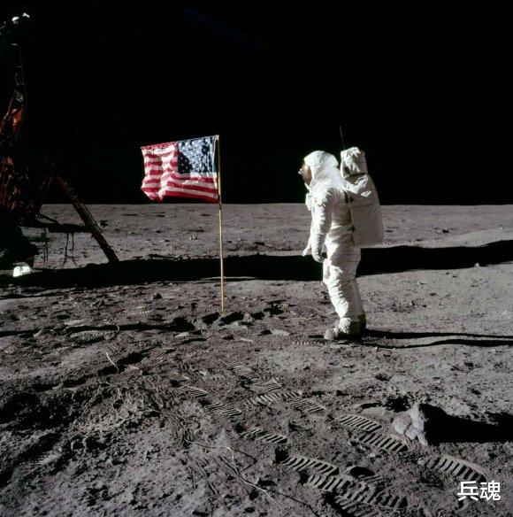 希望早于中方登陆月球！NASA局长直言不讳，被记者一句话问沉默