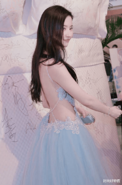 时尚好物官 奔4女生注意:去皱眼霜别再用兰蔻了,这款国货能让你年轻有气质