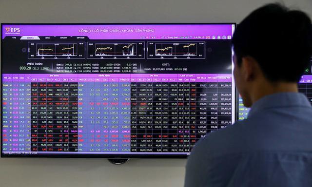 小朱聊育儿|美联储进入冰冻期,越南印度上演资本大逃离,给全球带来什么影响