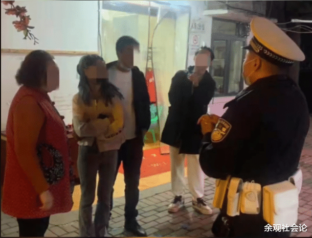 脏辫 女孩在理发店做发型，完成后拒付款并报警：一头脏辫要我付5310元