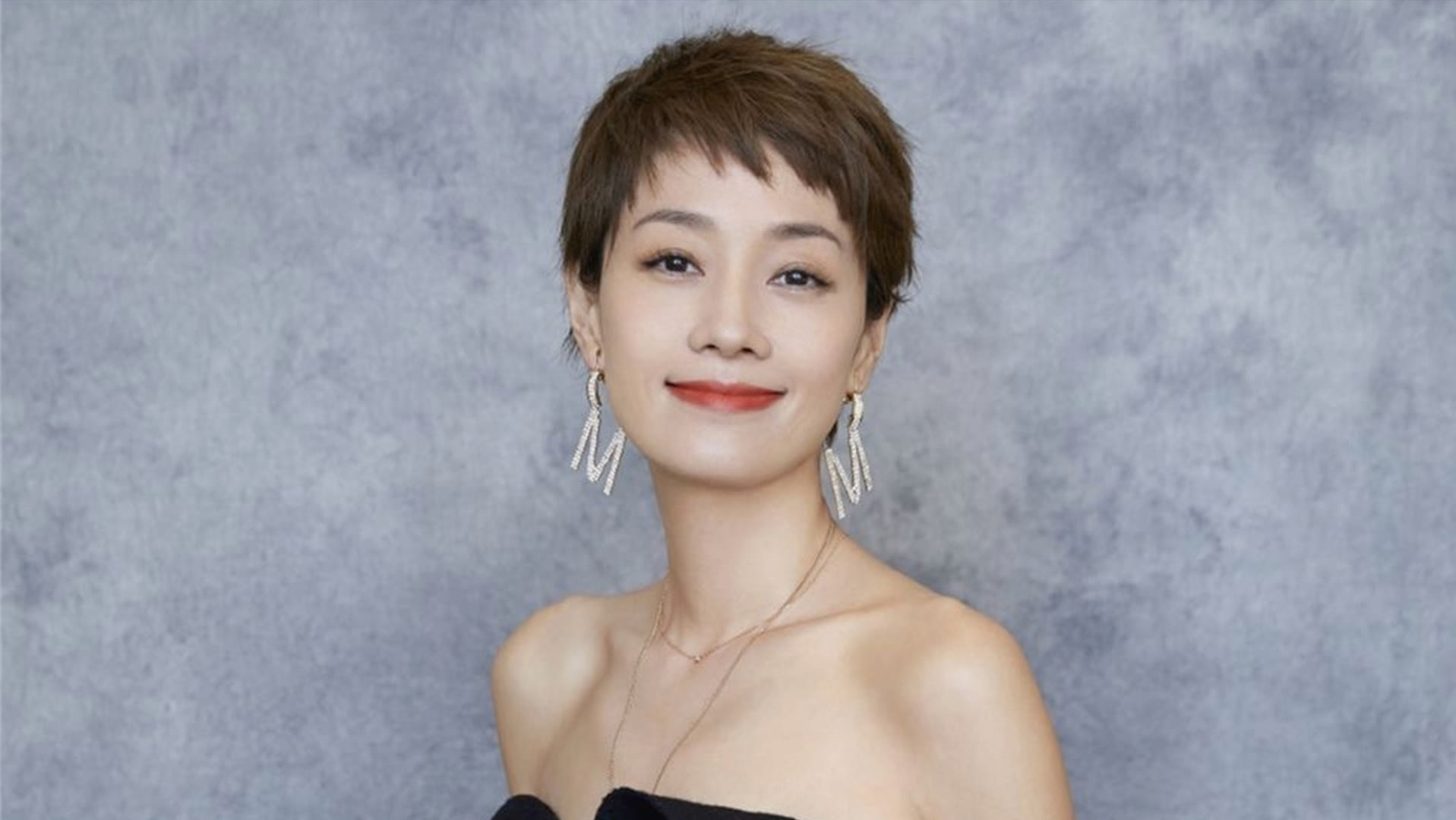 唐嫣|胡歌新剧阵容官宣，唐嫣甘愿成女二，“影后”马伊俐成最大赢家！