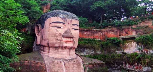 若珍|我国一山体,延绵5千多米,横跨江西广东,远看像一座卧佛!