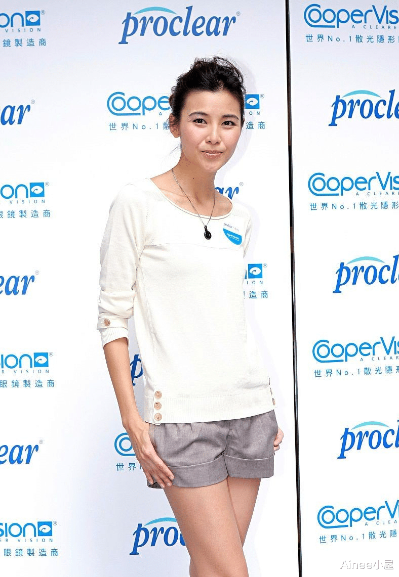 吴亦凡|郑伊健娇妻长相不差，小五岁身材曲线好，气质高级有成熟女人味