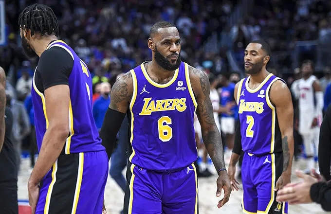篮网队|NBA早报：篮网双喜临门，湖人好消息，泰伦卢发声，杜兰特新决定