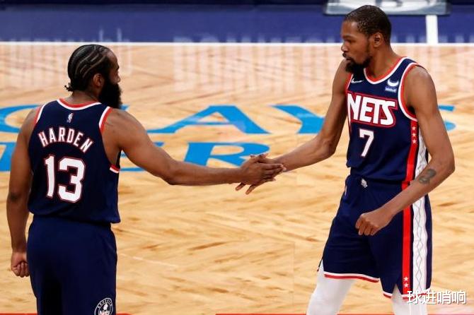 納什|一口氣拿倆最佳！納什有底氣嘴硬，賽后主動邀功，杜蘭特為其撐腰