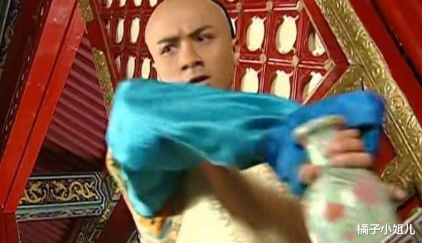 小燕子|知画摔跤了2次都能生下绵忆，为啥小燕子总是保不住？令妃才知道