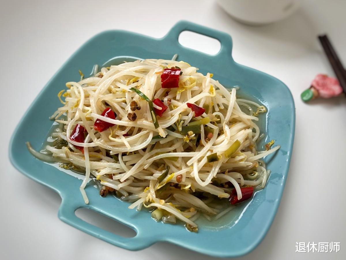 豆芽|用它代替晚餐，清脆爽口，2块钱炒一盘，坚持吃，体重悄悄轻了