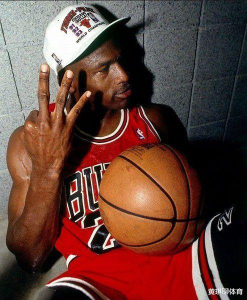 林丹|巔峰時(shí)期有資格說(shuō)自己無(wú)敵的只有五位：林丹榜上有名，第一無(wú)爭(zhēng)議