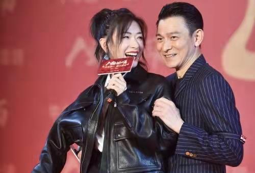 乘风破浪的姐姐|《浪姐1》结束一年后，有五位姐姐大火，有三位姐姐已经回到原点