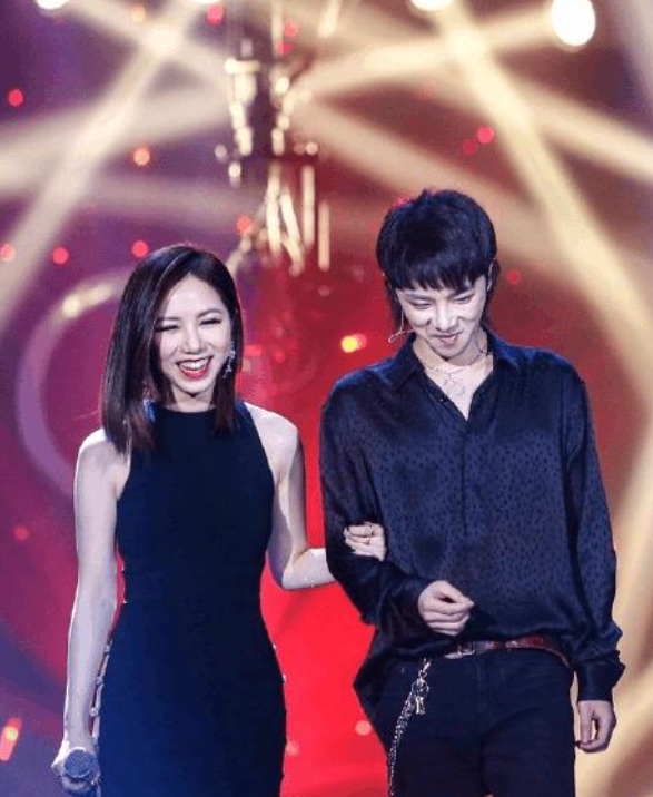 华晨宇|华晨宇张碧晨“不婚姻”原因曝光！多段情史被扒，他还是你偶像吗？