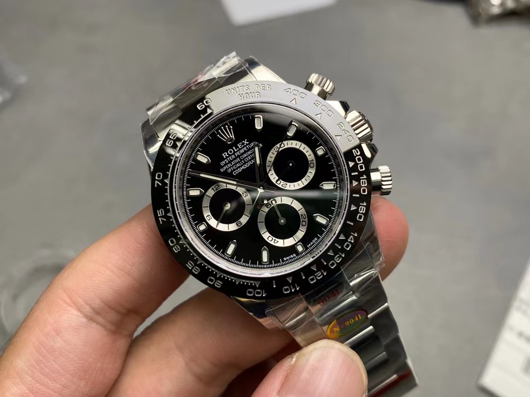 虎妈陪宝宝|瑞士对中国复刻表水平如此超高,瑞士钟表协会表示严重抗议