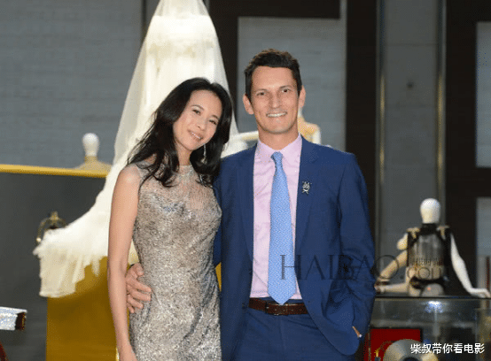 邓婕|至今未孕却甘当后妈的10位女星,一个比一个优秀,对丈夫的孩子视如己出