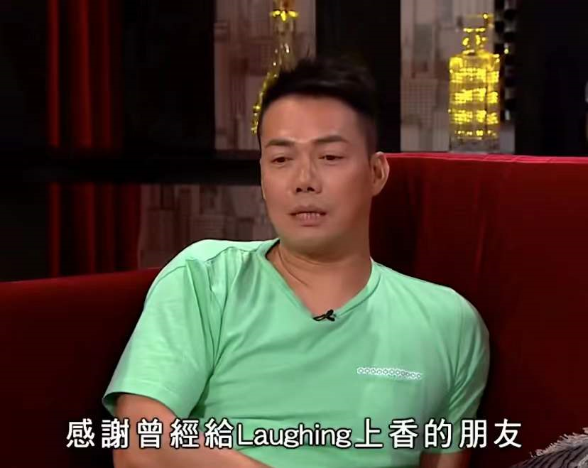 谢天华|曝谢天华曾因角色被设灵悼念，粉丝挂黑白照送花圈，超20万人拜祭