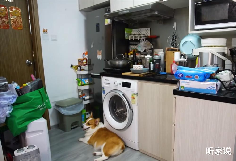 听家说|香港24岁蓝领小哥住19㎡村屋：在蜗居内生活2年，1室1厅实在逼仄