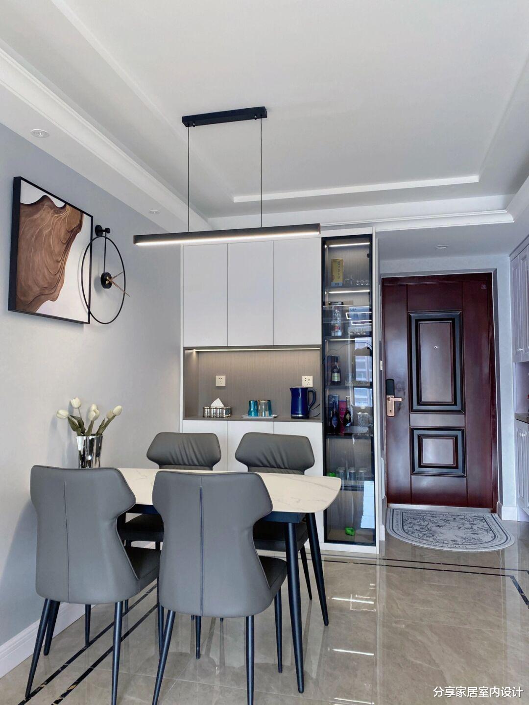 73平新房,全屋简洁又时尚,悬空电视墙很喜欢,以后装修值得参考