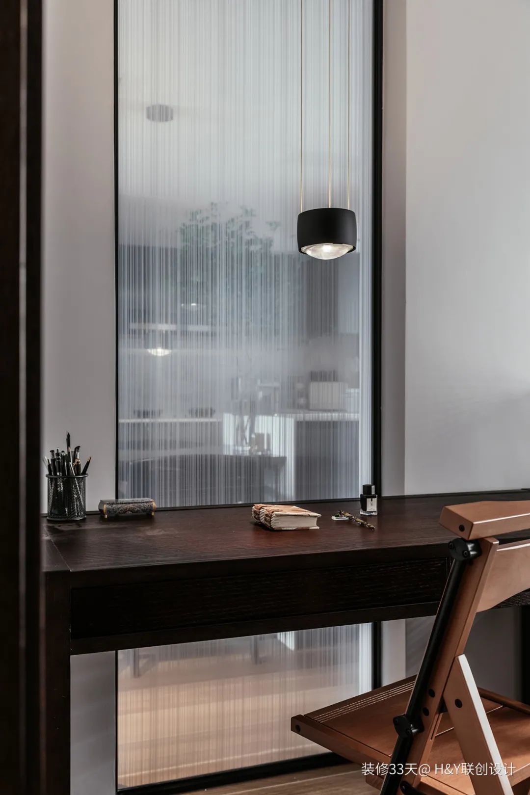 装修设计：整墙电视柜，中岛餐厅，现代质感四室