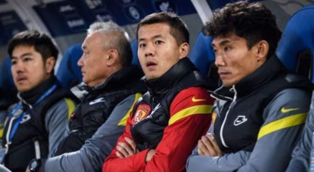 中超|中超悬念真没了?山东泰山收获大喜讯,球迷建议:再买这3人!