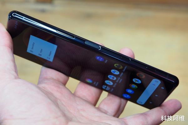 索尼Xperia|還未開售直降200元，256GB+IP68，三攝拍照旗艦無奈依然少人問津