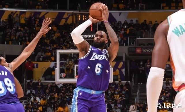 湖人隊|36+9+6，正負值全隊最低！老詹請接受現(xiàn)實吧，你拯救不了湖人了